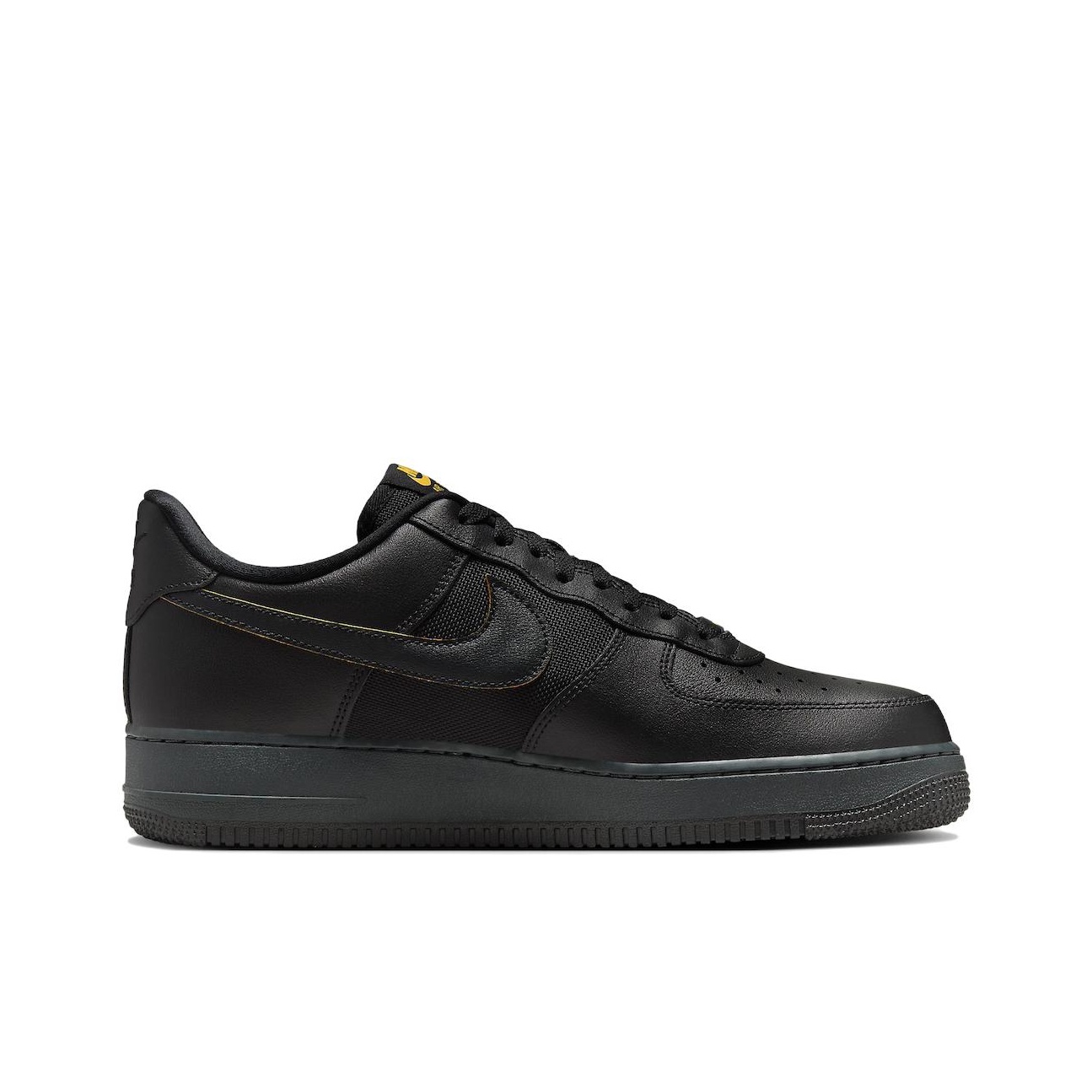 ナイキ エアフォース1 ロートップ スケートボードシューズ  - Nike Shoes Air Force 1 のレビューと価格
